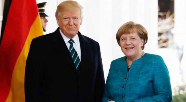 ترمب يشيد بميركل ولن يتراجع عن مواقفه