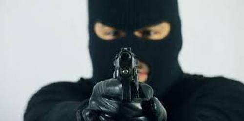 محاولة سرقة احد البنوك في بني كنانة باربد