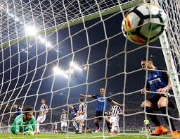 يوفنتوس يحرز هدفين في آخر خمس دقائق ليصعق 10 لاعبين من إنترناسيونالي