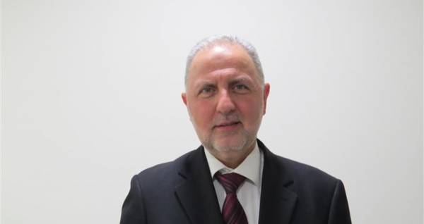 طويلة: نتفهم القرارات الحكومية لكنها أضرت بالمواطن والقطاعات الخاصة