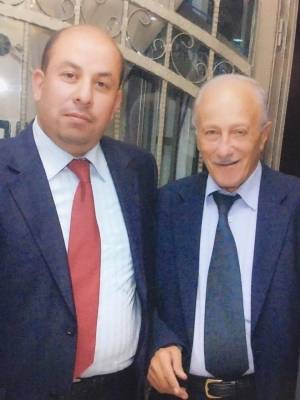 بندر اليماني يرثي الشيخ طايل الفايز: عام على وجع الرحيل ولا زلت فينا شعلة ومنارة