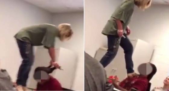 بالفيديو.. معلمة توقظ طالبا من النوم في الفصل بصفعه وركله في صدره
