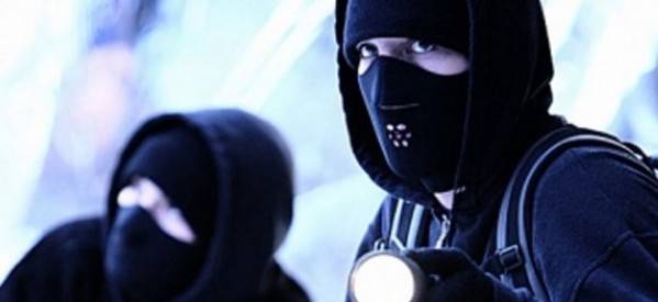 سلب 27 ألف من صاحب محطة محروقات في عمان