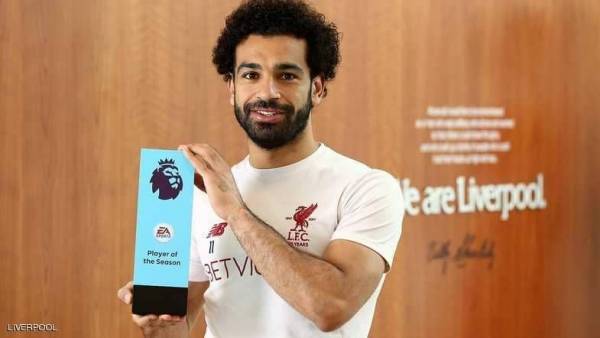 صلاح يتوج بـجائزة الموسم متفوقا على 4 نجوم