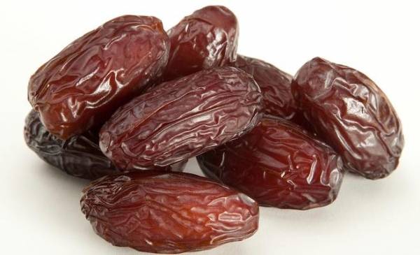 ماذا يحدث عند أكل 3 تمرات يوميا؟