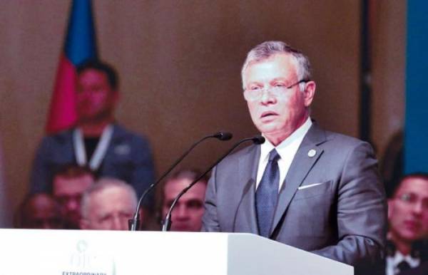 الملك في قمة اسطنبول: عمق القراءة وثبات المواقف