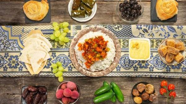 لا يمكنك تخيل غرابة هذه العادات الرمضانية!