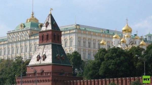 الكرملين يدعو لتخفيف العواقب السلبية لانسحاب واشنطن من اتفاق إيران النووي