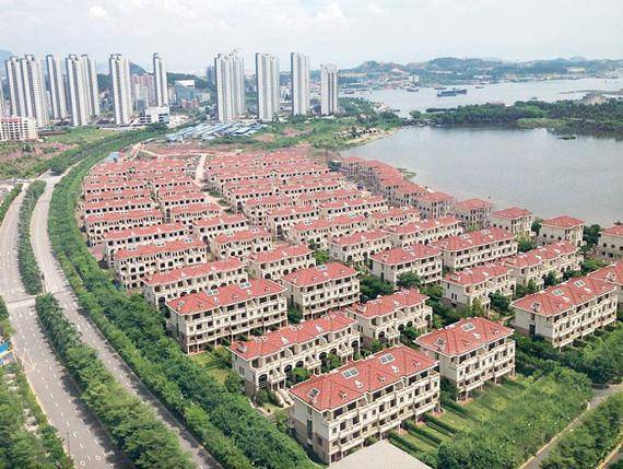 مدن صناعية زائدة عن الحاجة