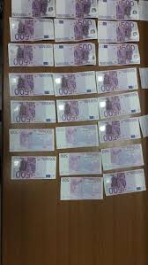 ضبط شخص قام بتصريف 21 ألف يورو مزيفة في عمان