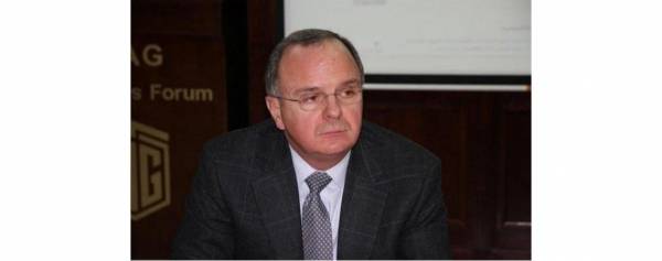 وفد برئاسة وزير العمل الى جنيف للمشاركة بمؤتمر العمل الدولي