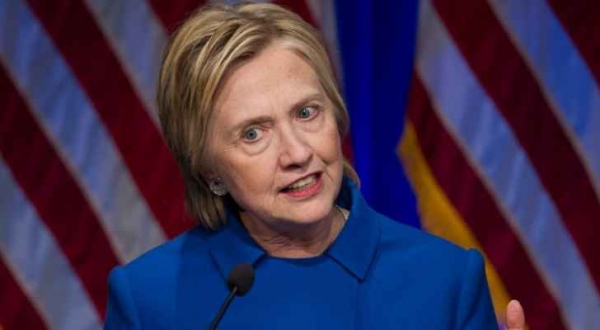 لماذا تسعى هيلاري كلينتون لترؤس فيسبوك؟