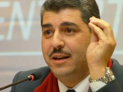 توقيف الزميل أحمد حسن الزعبي عن العمل والراي توضح