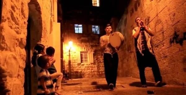 الاحتلال يعتقل عددا من مُسحّري البلدة القديمة بالقدس