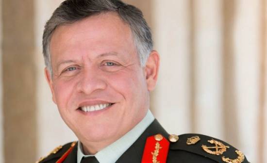 الملك يوعز بوقف قرار تعديل أسعار المحروقات والكهرباء