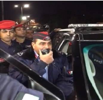 مساعد مدير الامن العام هناك اصابات وسنفض الاعتصام اذا خرج عن سلميته (فيديو)