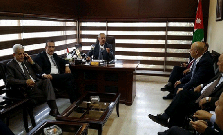 اجتماع طارئ للنقباء الثلاثاء...والعبوس: مطلبنا واضح ولا يهمنا شخص الرئيس