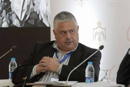 عمر ملحس وتصريحات أخيرة بعد ان خرج مطرودا مع حكومته