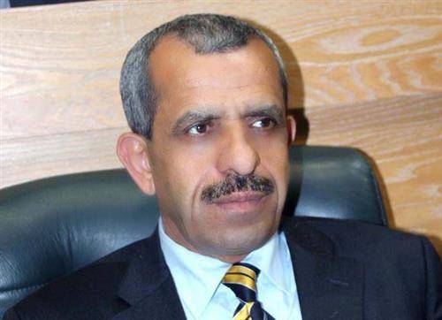 محمد الحجوج : الوطن مثل العينين ..