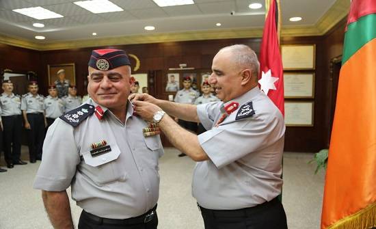 بالاسماء : ترفيعات بين ضباط الدفاع المدني