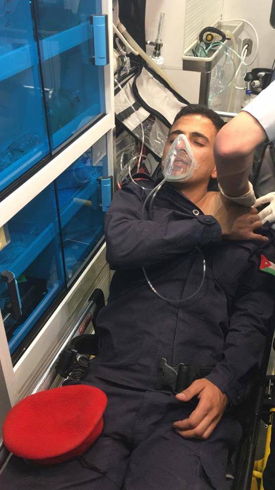 ابناء حي الطفايلة يزورون مصابي الامن العام والدرك