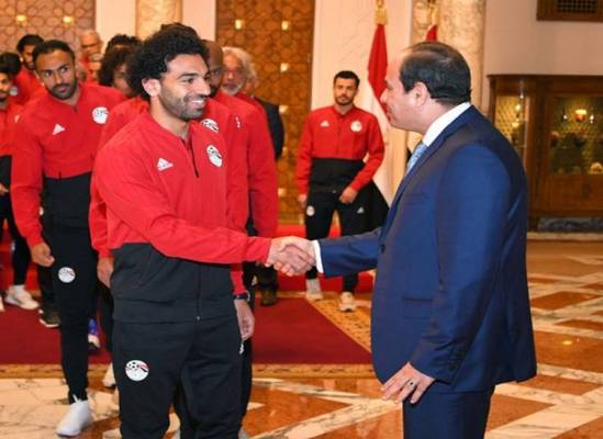 السيسي: صحة محمد صلاح أهم من أي حاجة