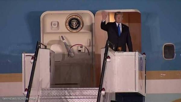 ترامب يصل إلى سنغافورة من أجل القمة التاريخية