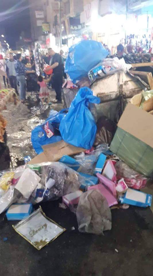 الزرقاء  والوسط التجاري تغرق بالنفايات