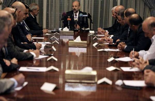 ما بعد «الملقي»: زحمة شركاء ومشاريع «سطو» مبكرة على حكومة الرزاز قبل ولادتها