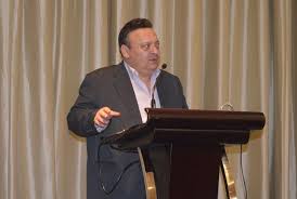 توقع ارتفاع الطلب على القطاعات الخدمية مع صرف الرواتب