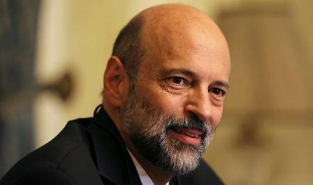 دولة د. الرزاز ...الاردنيين لن يترددوا بالخروج لاسقاط حكومتك مالم تلبي طموحاتهم وآمالهم