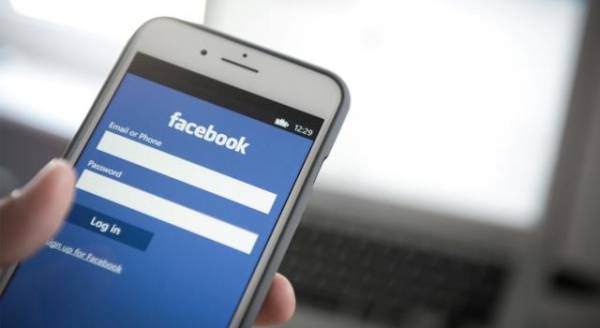 فيسبوك تمنع وصول إعلانات الأسلحة للأطفال