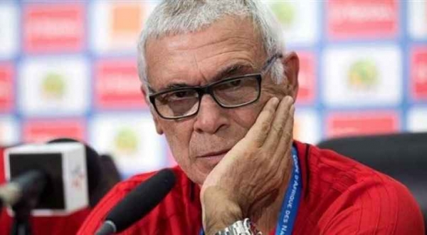 كوبر يلمح للرحيل ويكشف أسباب سقوط مصر امام روسيا