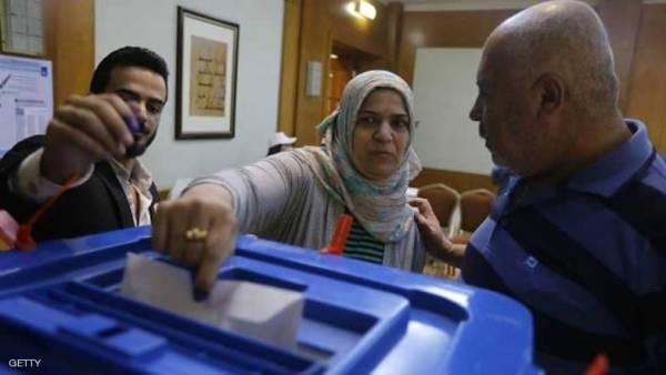 العراق.. قرار قضائي بإعادة فرز أصوات الناخبين يدويا