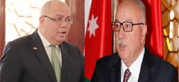 استفسارات عديدة عن عطاءات الخمسين مليون الملغاة