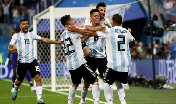 سامباولي : ميسي عانى واستمتع مع منتخب الأرجنتين