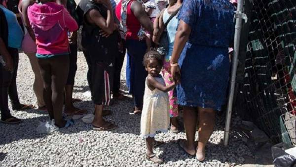 أمريكا تستنجد بالبنتاغون لإنقاذ سمعة معاملتها السيئة للمهاجرين