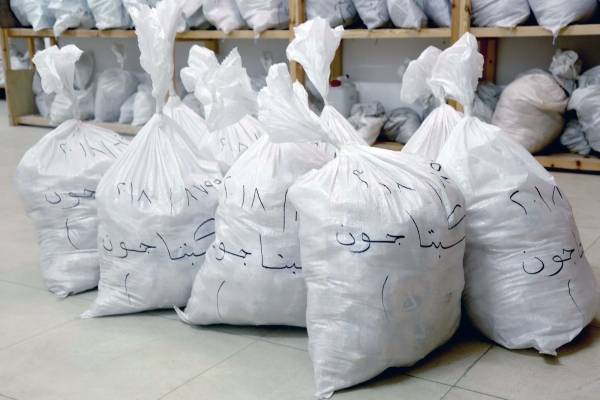 مكافحة المخدرات تحبط تهريب مليون و ٢٠٠ الف حبة مخدرة وتلقي القبض على ثلاث اشخاص اثنين منهم من جنسية عربية