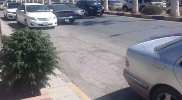 ضبط سائق مركبة كان يسير عكس السير بشارع حيوي في اربد