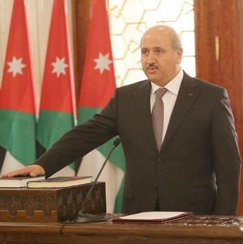 الناصر: وزيران فقط يديران ملف النقد الدولي