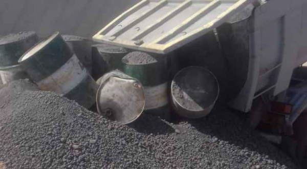 الجمارك تضبط مشتقات نفطية اثناء دخولها من احدى الدول المجاورة.. صور