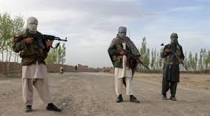 أفغانستان: مسلحون يقطعون رؤوس 3 موظفين في مدرسة