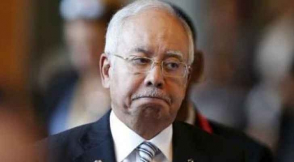 القضاء الماليزي يوجه تهمة الفساد الى رئيس الوزراء السابق نجيب رزاق