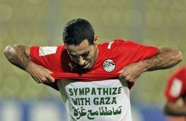 أبو تريكة يرد على إعلامي إسرائيلي: لا ولن نعترف بالكيان الصهيوني فهم قتلة واحتلال (تغريدة)