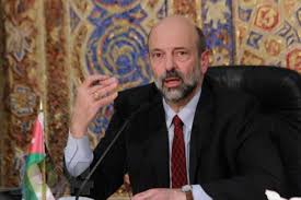 الأردنيون يمنحون ثقة مشروطة للرزاز