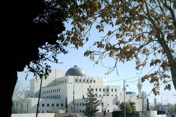 266438 دعوى ترد للمحاكم خلال النصف الأول من هذا العام