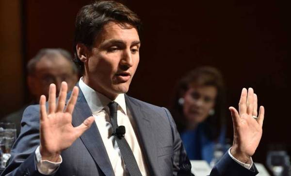 امرأة اتهمت رئيس الوزراء الكندي ترودو بالتحرش تتمسك بقصتها