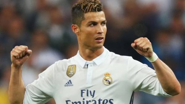 ريال مدريد يضع خطة لتعويض رحيل كريستيانو رونالدو