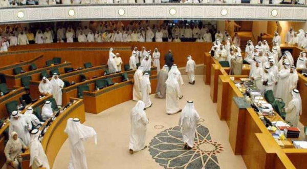 الكويت.. حكم بحبس نواب متهمين في قضية اقتحام البرلمان