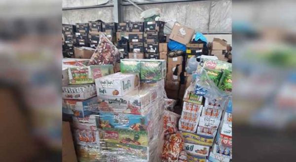 الأردنيون يواصلون تقديم المساعدات للنازحين السوريين.. صور